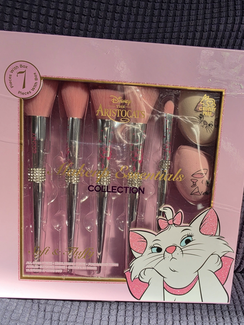 Disney The Aristocats Pink Makeup Brush & Sponge Set
